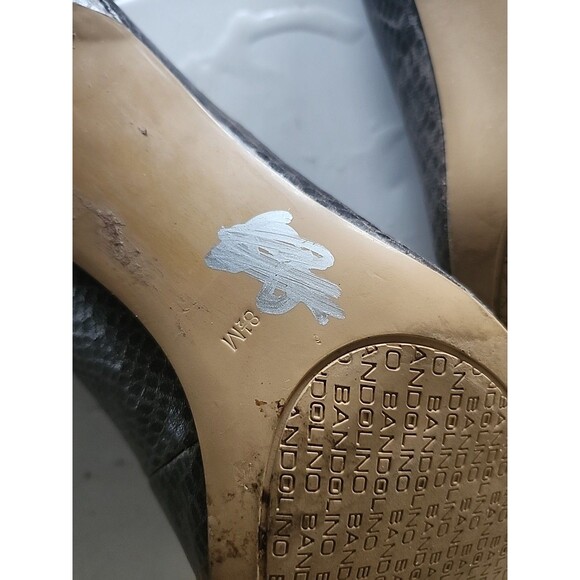 Bandolino 2-Inch Open-Toe Pumps Size 8.5 Black Faux Snakeskin - Picture 6 of 16